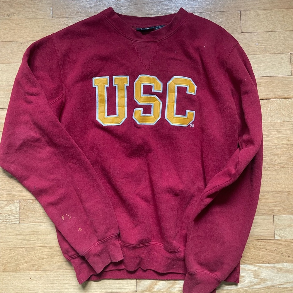 USC sweatshirt